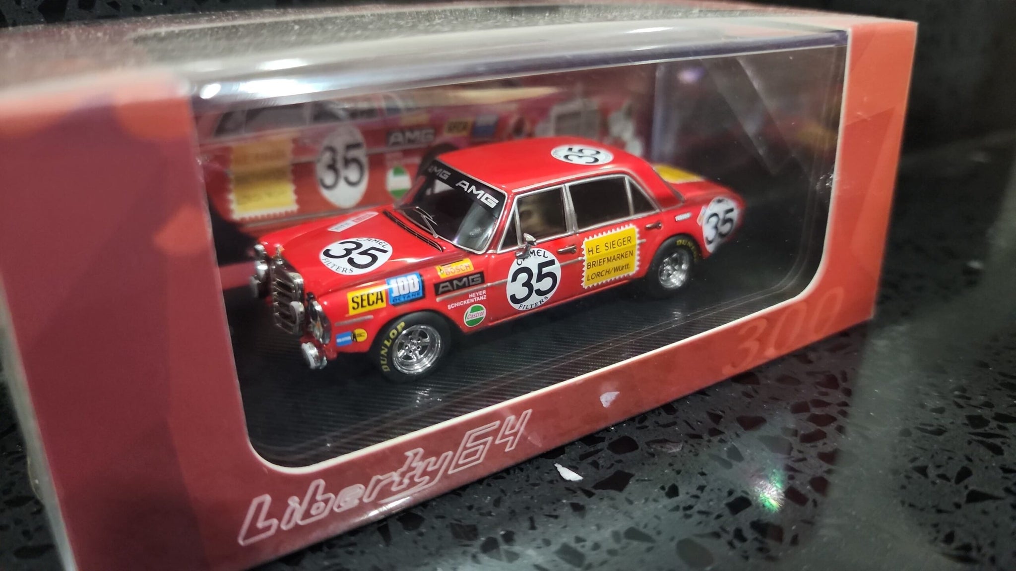 LIBERTY 64 MERCEDES 300 SEL 6.8 AMG W109 RED #35 - 1/64 SCALE