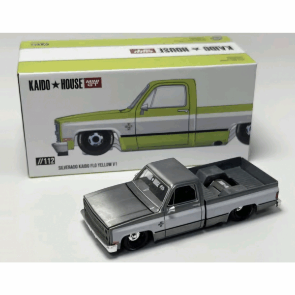 KAIDO★HOUSE x MINI GT CHEVROLET SILVERADO KAIDO V1 *CHASE CAR*