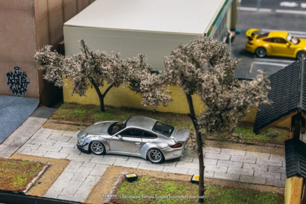 TARMAC WORKS PORCHE RWB 997 ABU DHABI SILVER - Image 7
