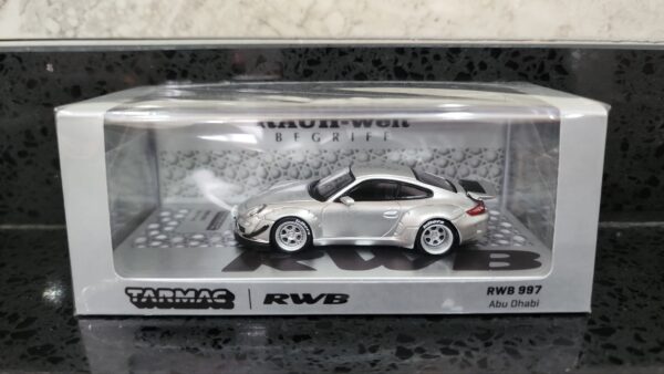 TARMAC WORKS PORCHE RWB 997 ABU DHABI SILVER - Image 8