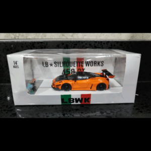 STAR MODEL FERRARI 458GT LB-SILHOUETTE WORKS ORANGE CARBON HOOD + FIGURINE