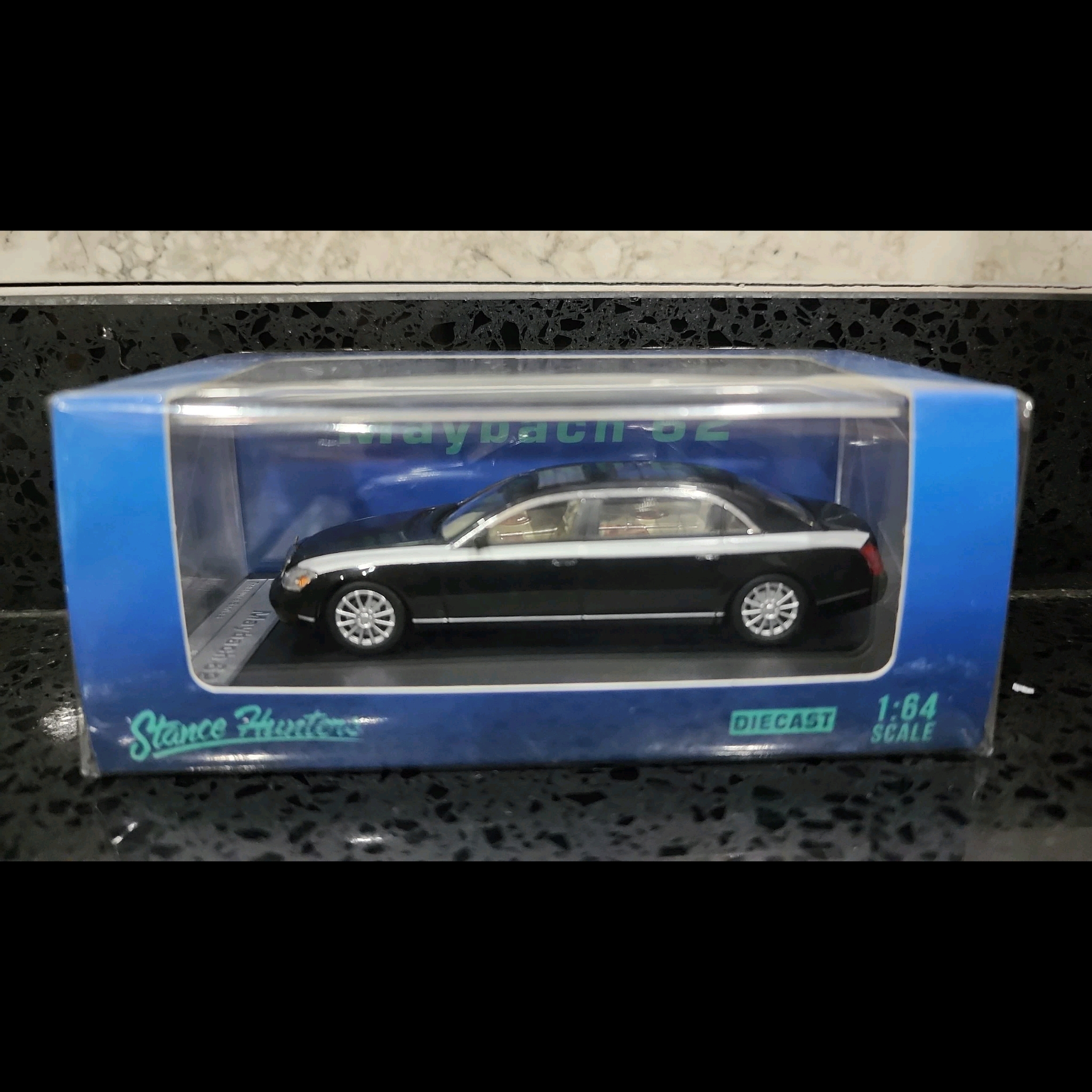 STANCE HUNTERS MERCEDES MAYBACH 62 BLACK/WHITE