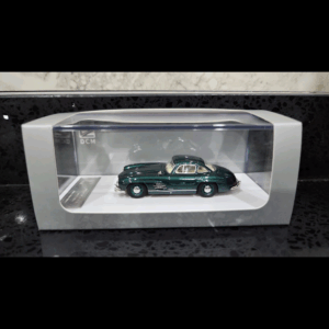 DCM MERCEDES-BENZ 300 SL GULLWING W198 GREEN + WHITE INTERIOR