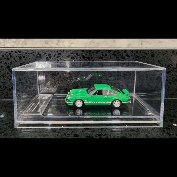 TIMOTHY & PIERRE PORCHE 911 CARRERA RS 2.7 GREEN