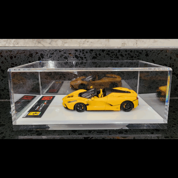 DMH FERRARI LAFERRARI APERTA METALLIC YELLOW