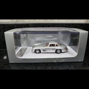 DCM MERCEDES-BENZ 300 SL GULLWING W198 SILVER + BROWN INTERIOR